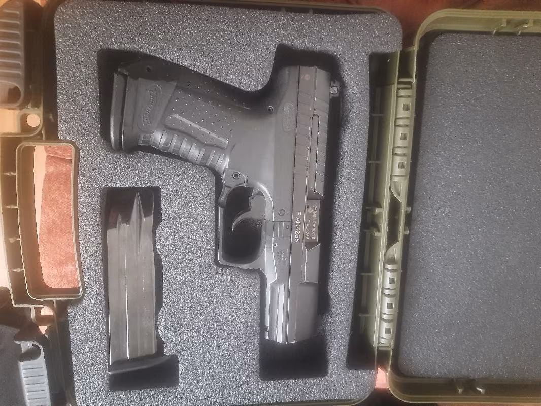 Memurdan Walter p99 as