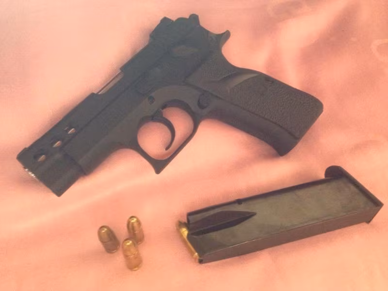 14+1 SARSILMAZ 9 MM mermiler çanta kılıf yedek şarjür dahil bodrumda