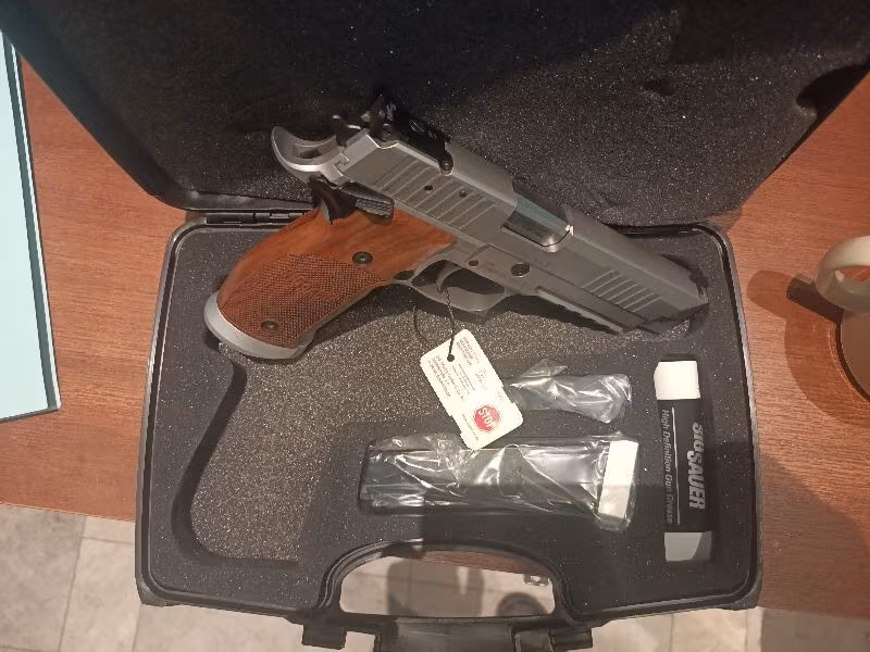 Son Alman Klasiği Sig Sauer X-5 Classic