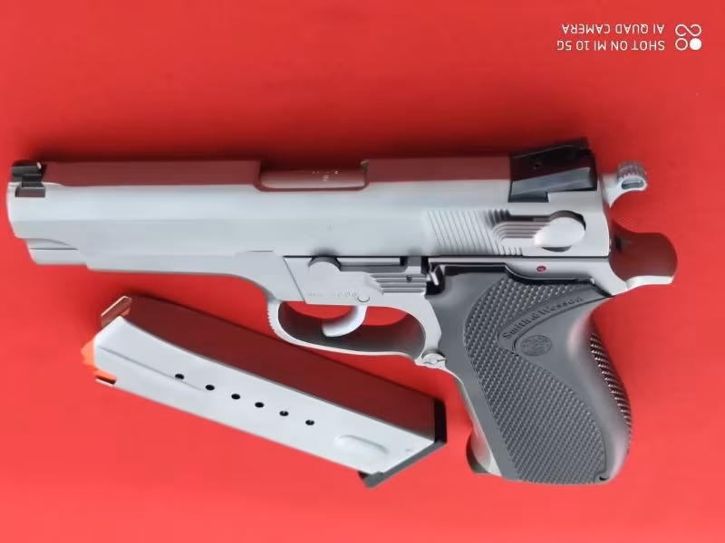 SMITH WESSON 5906