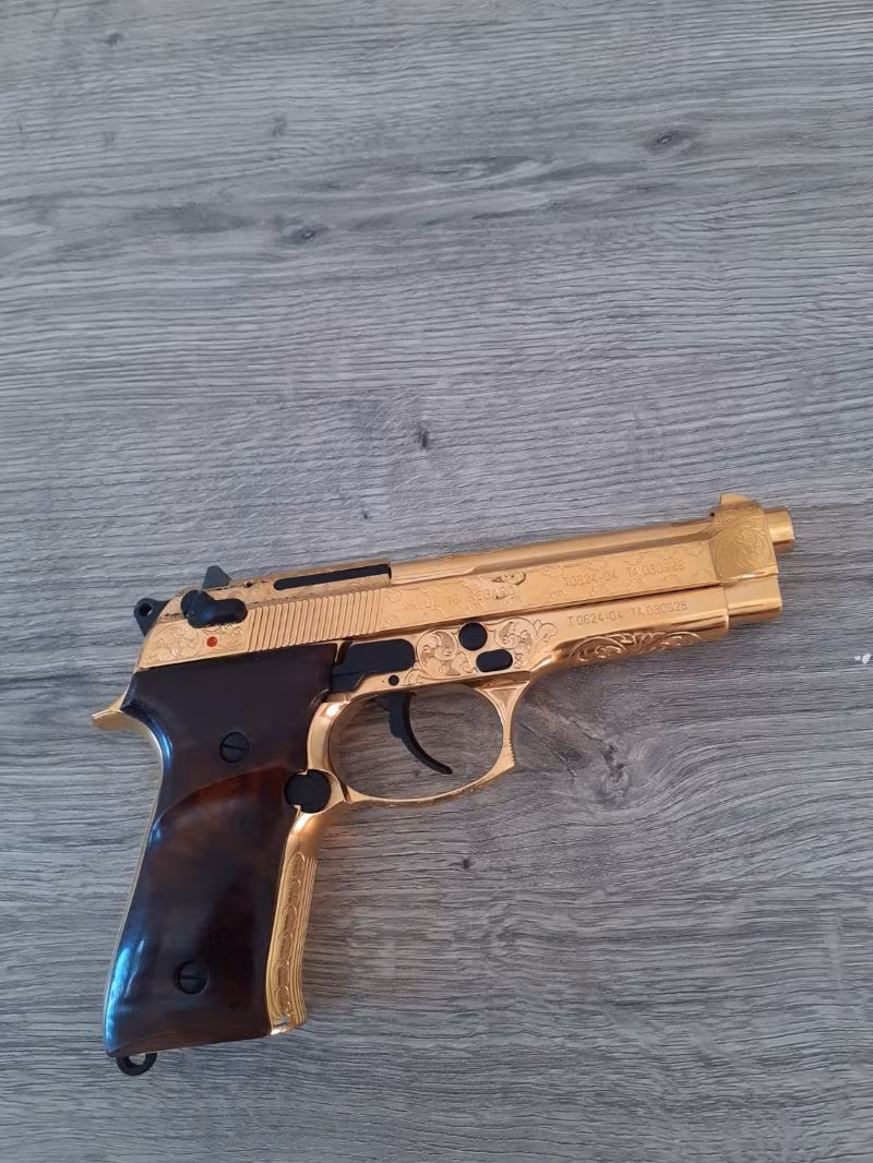 Altın suyuna batırılmış işlemeli yavuz 16 bir sajor atımlı sıfır ayarında