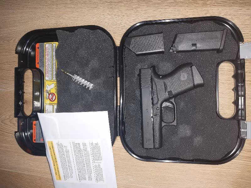 Sürgüsü dahi cekilmemistir.Kutusundan çikarilmadi.Glock Gen 43