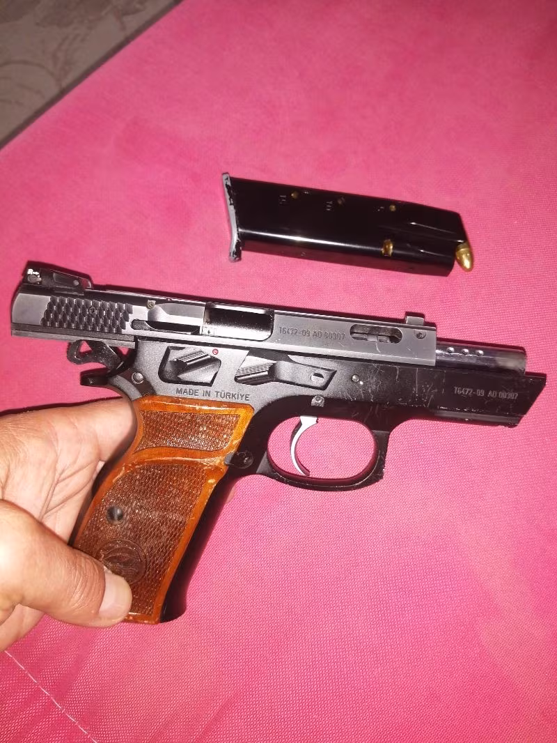 CANIK 55  S FC 100  COMPACT 15 +1