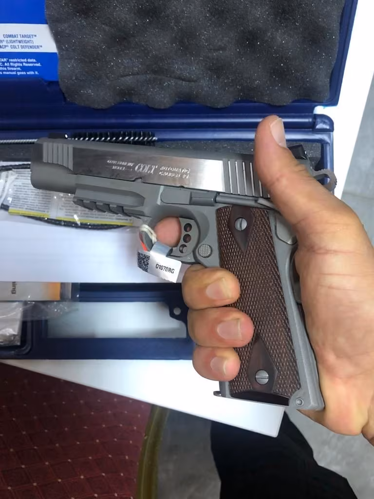 COLT  RAİLGUN  HİC ATIŞ YAPILMAMIŞTIR