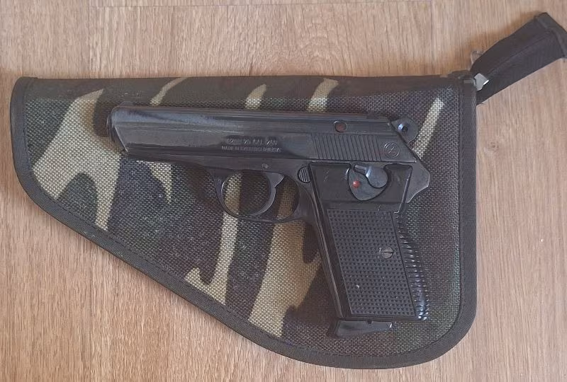 Emekli Subaydan 7,65 mm Çek Vzor