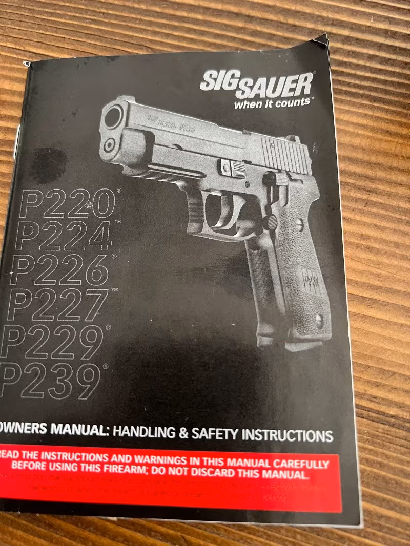 Sig sauer tabanca hiç kullanılmamış