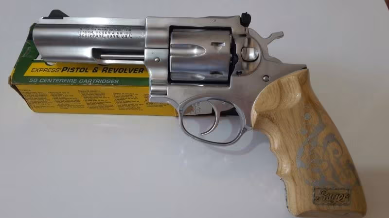 İlk sahibinden Amerikan Ruger GP 100 357 Magnum