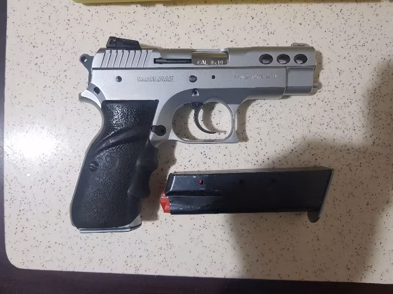 Sarsilmaz kama sport