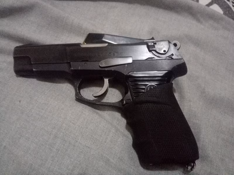 Ruger p85