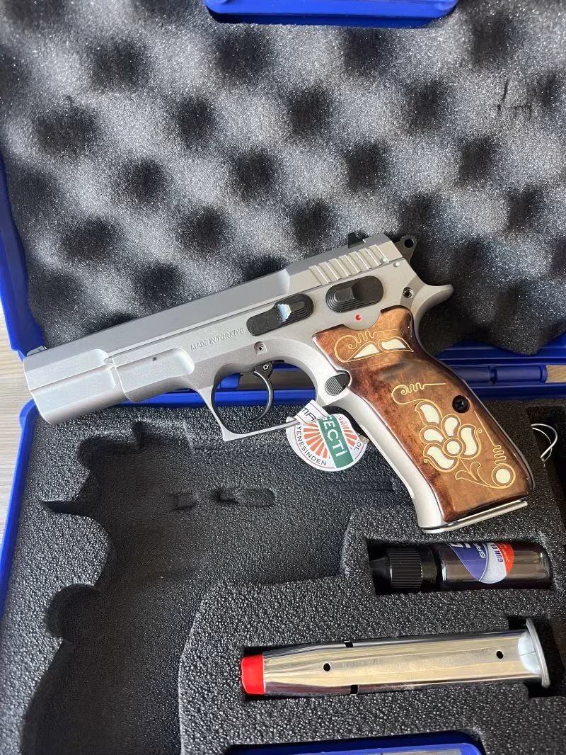 Sarsılmaz K2000 mega sıfır