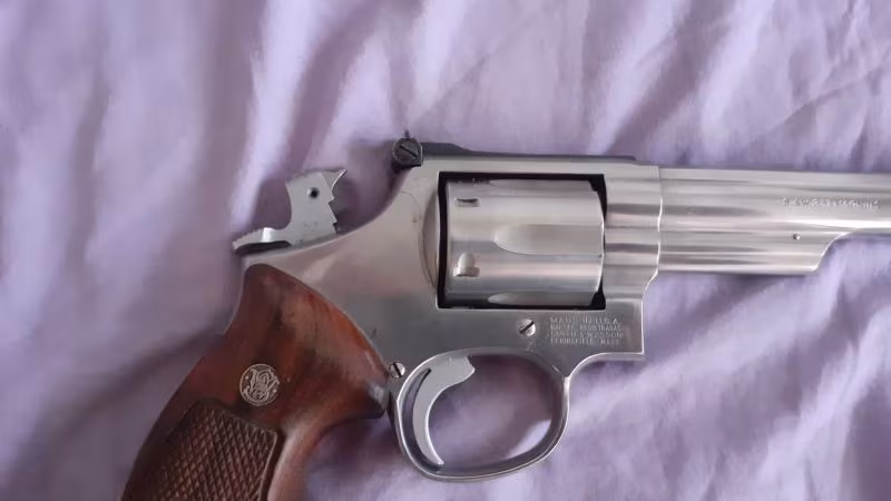SMİTH WESSON 357 MAGNUM 6 İNÇ NAMLU .MODEL 66-3