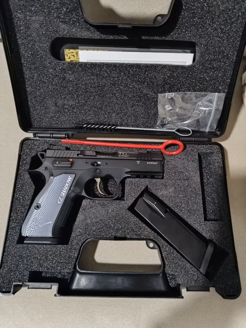 Cz shadov 2 Compact