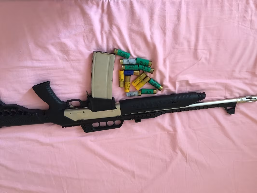 Yarı otomatik tüfek