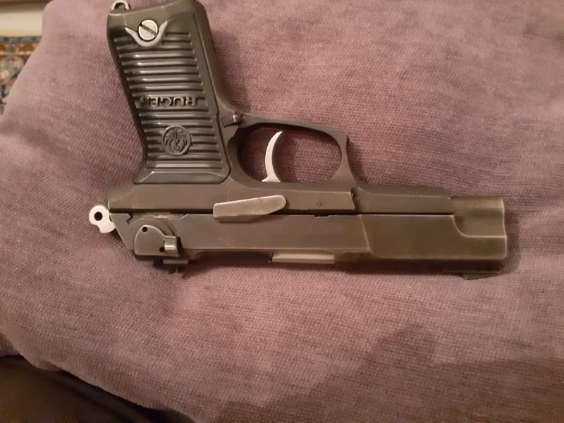 Emniyet Mensubundan Alınma Tabanca