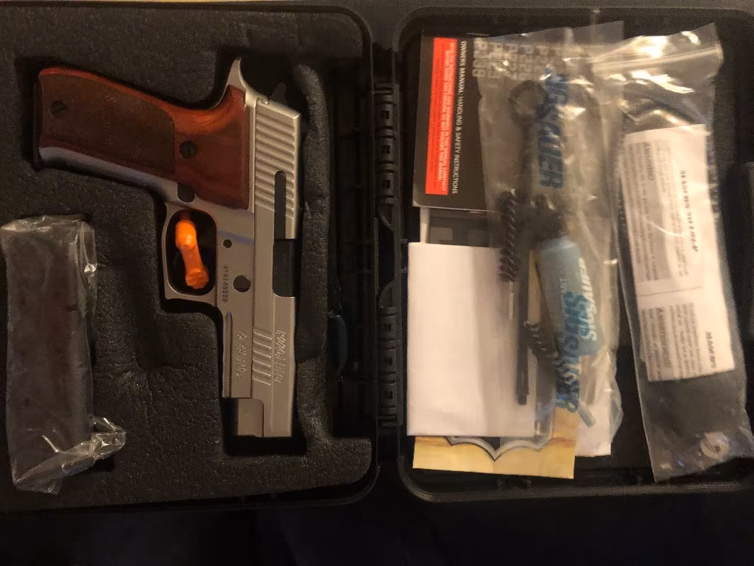 SIFIR HİÇ KULLANILMAMIŞ SİG Sauer P226 ELİTE