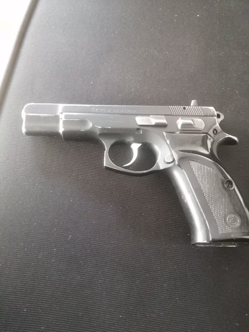 CZ 75 B