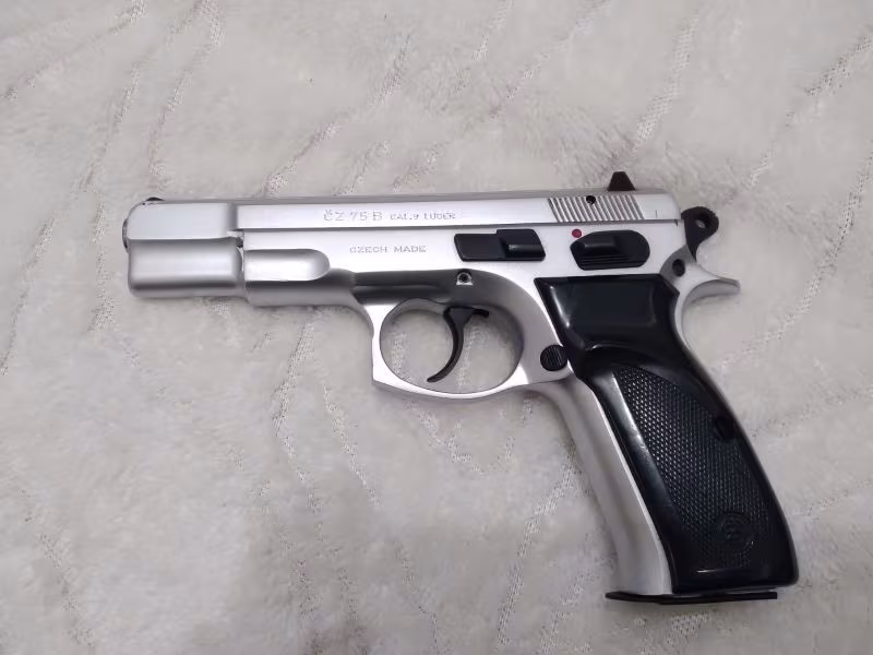 CZ 75 B