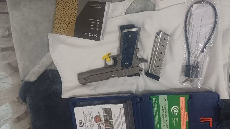 Hiç kullanılmamış yeni geldi colt cold trophy 9x 19