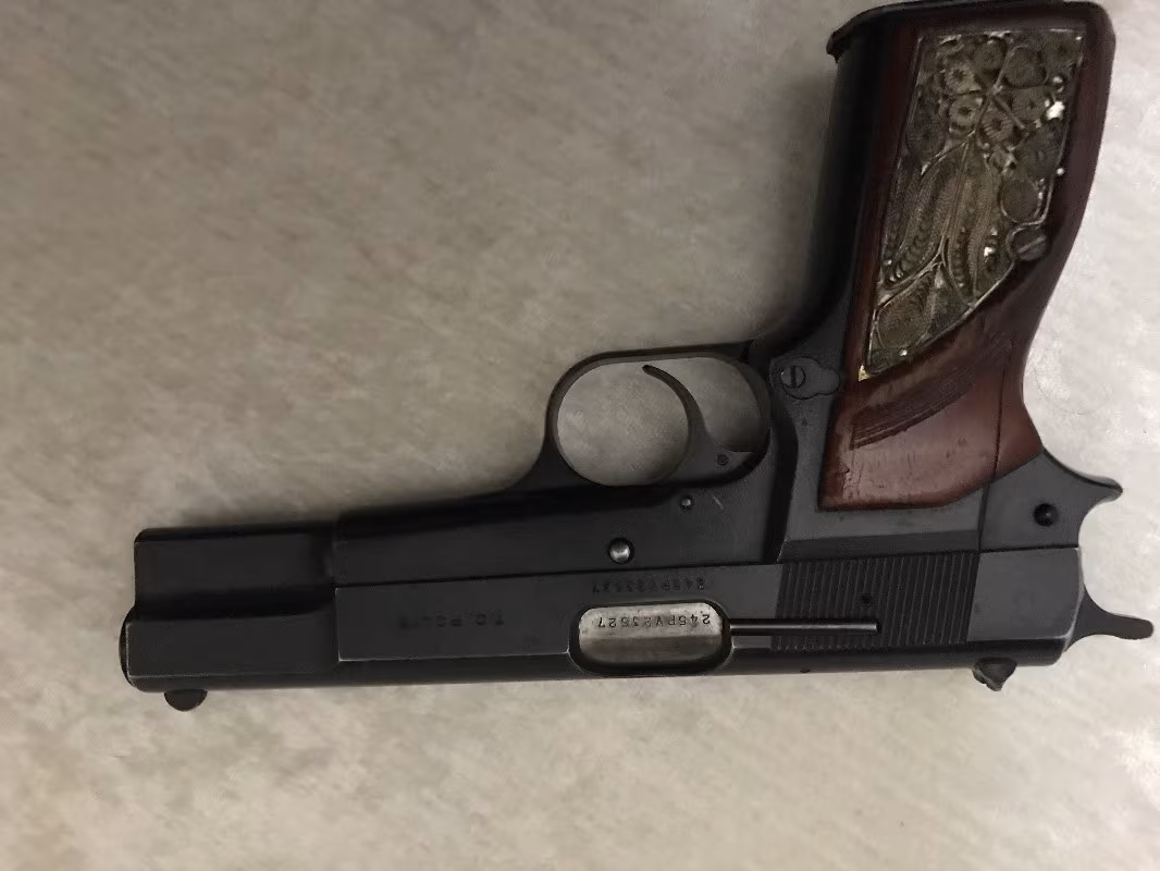 Emekli başkomiserden 14 browning