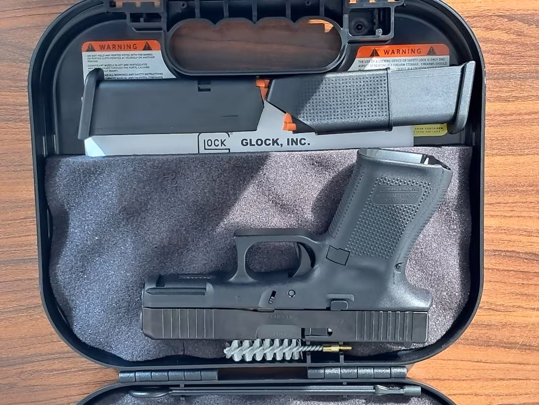 KAMU GÖREVLİSİNDEN HİÇ KULLANILMAMIŞ GLOCK 19 GEN 5