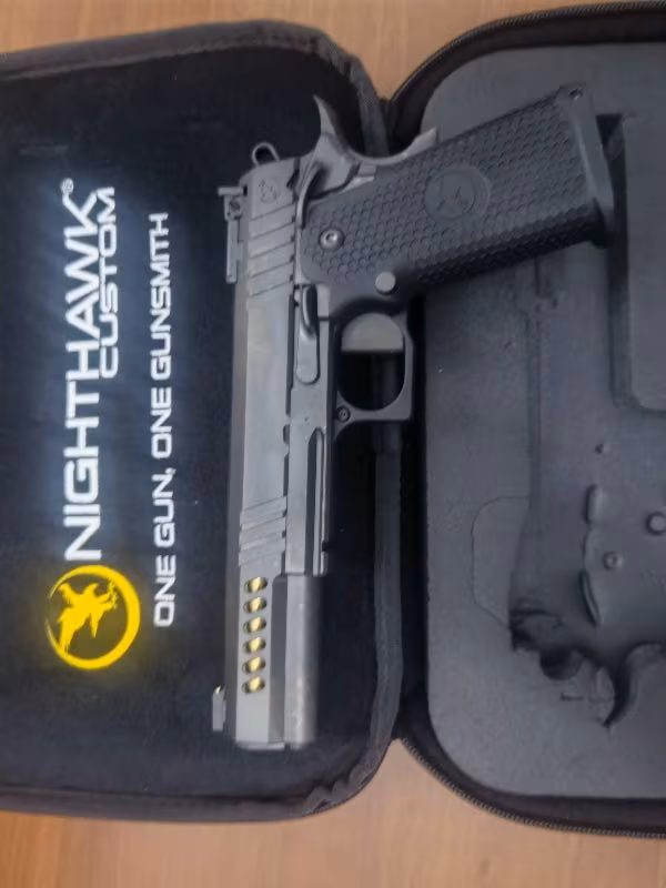 Türkiye'de TEK NIGHTHAWK CUSTOM CAHIRMAN 18'li