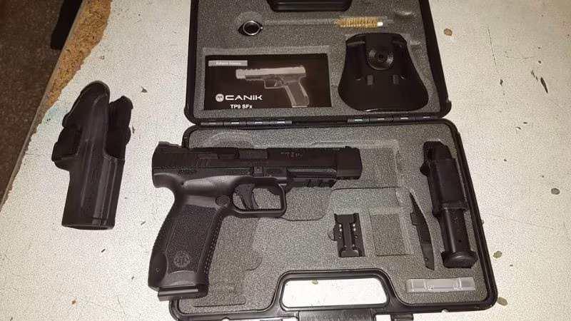 EMEKLİ POLİSDEN CANİK TP9 SFX