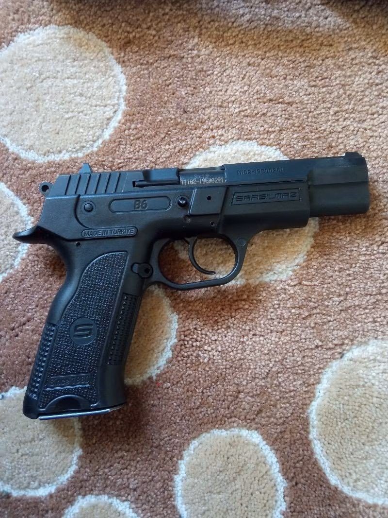 Satılık sarsılmaz B6 Mat siyah