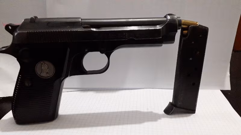 Satılık Saddam Berettası