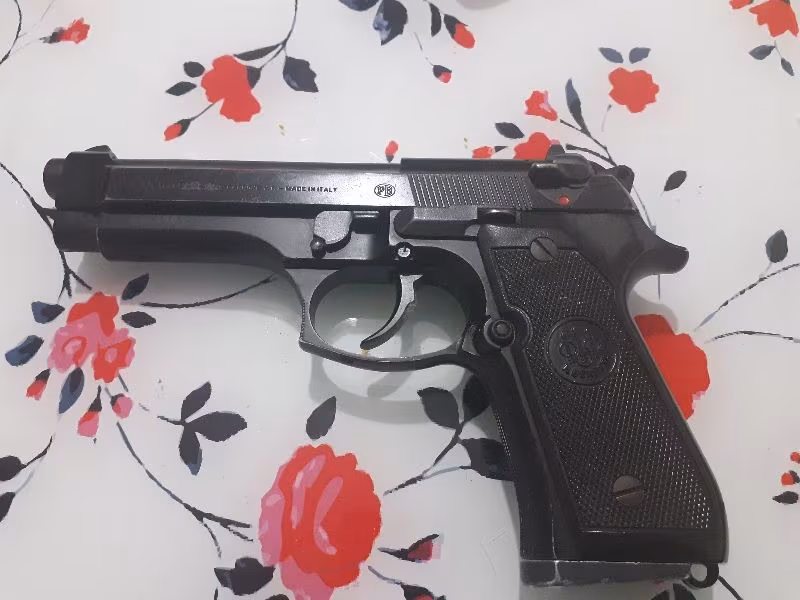 ASKERI PERSONELDEN SATILIK TABANCA