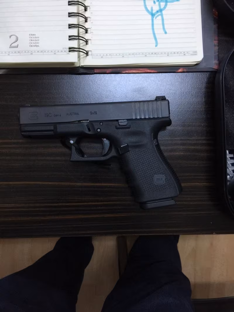 GLOCK 19C GEN4 VE RONİ DÖNÜŞÜM KİTİ ACİLL SATILIK