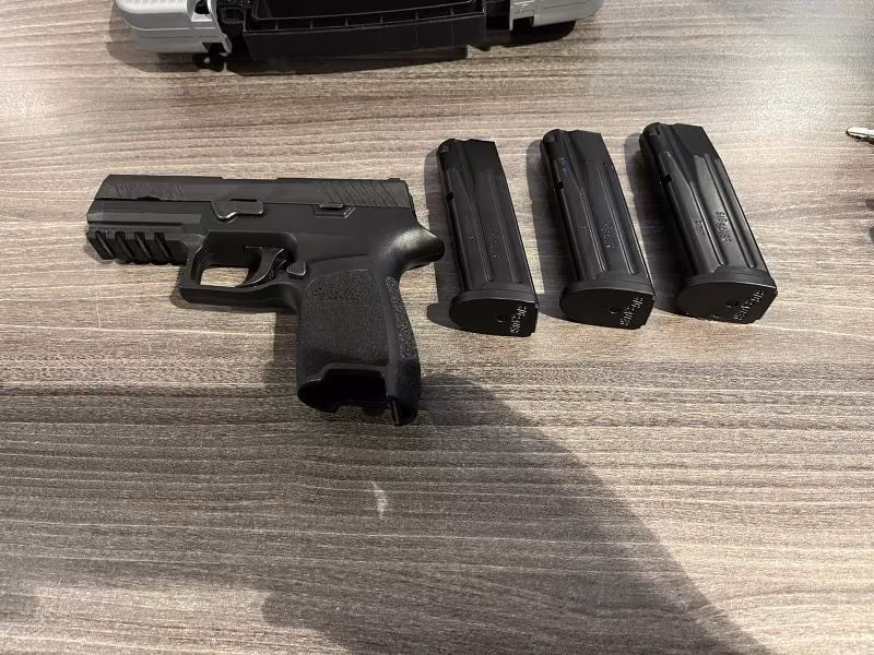 SIG SAUER P320C+ÖZEL ÜRETİM İÇ TAŞIMA KYDEX KILIF(RED DOT UYUMLU)