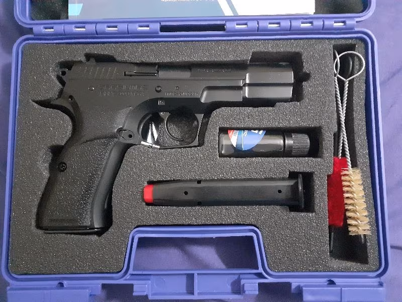 MEMURDAN SIFIR SARSILMAZ KILIÇ 2000 MEGA