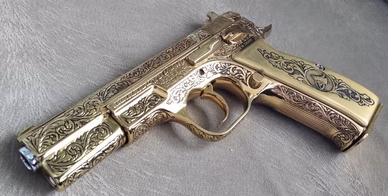 Ful işlemeli titanyum sarsilmaz