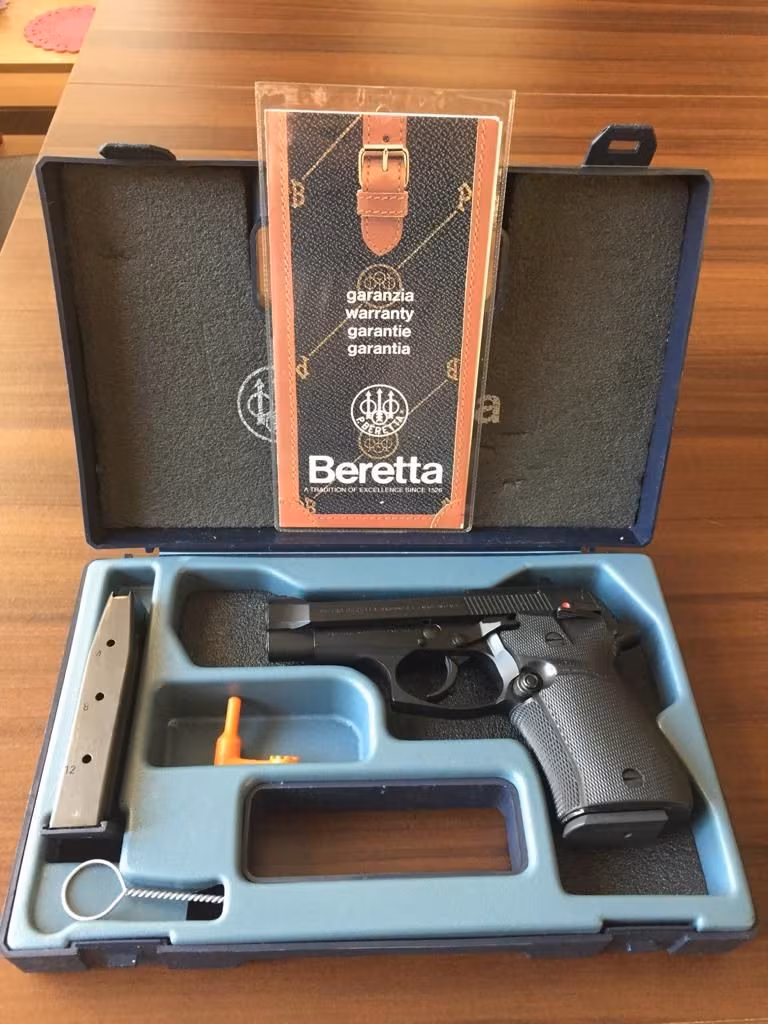 Beretta F81 12+1 (7.65 Calibre)