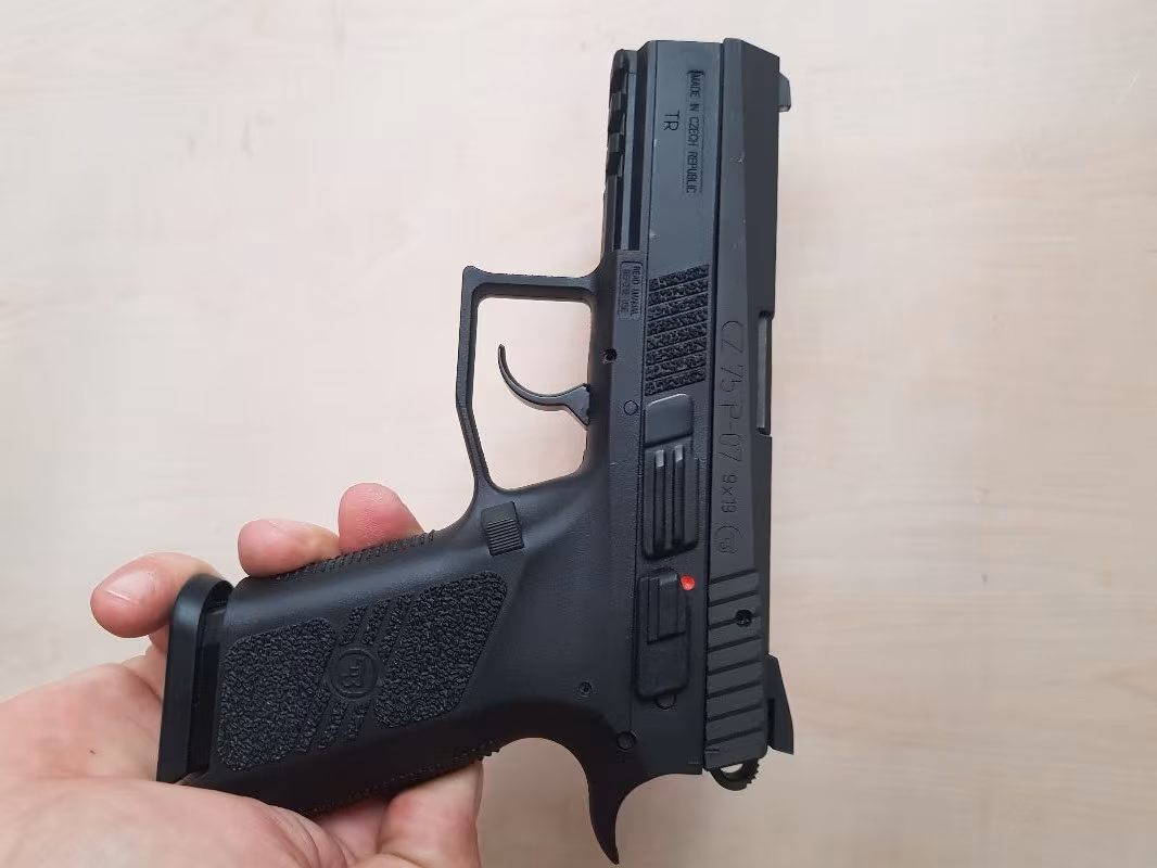 CZ 75 P07