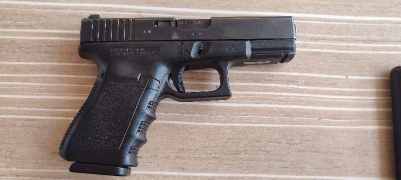 Glock 19