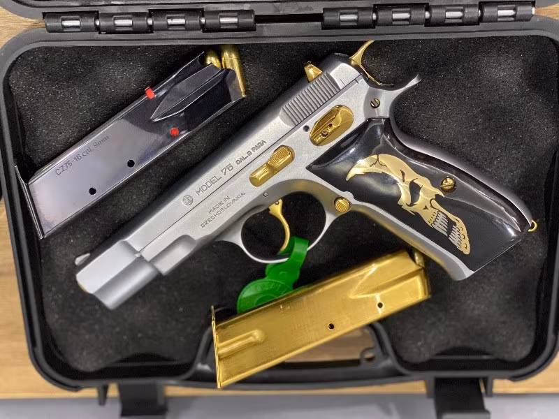 Hastasına cz75 A seri