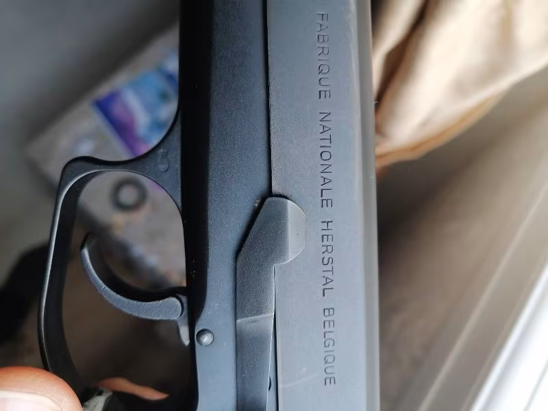 Özel seri çok az bulunan BDA modeli çift hareketli, sig sauer mantığı ile çalışır.