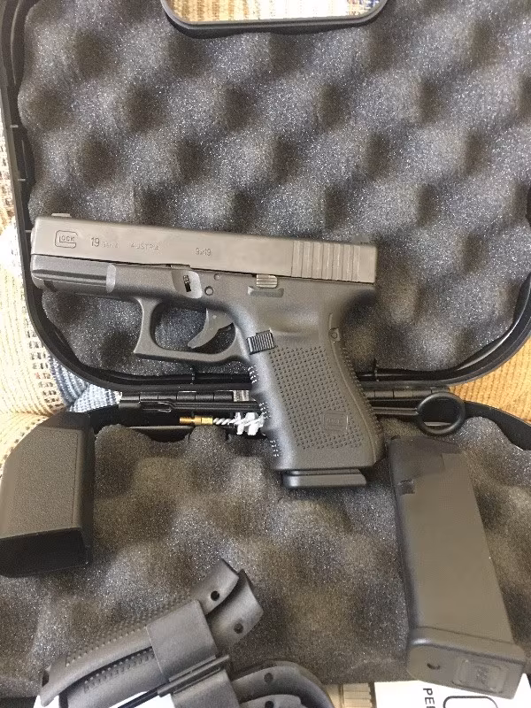 SIFIR GLOCK İLK GÜNKÜ GİBİ