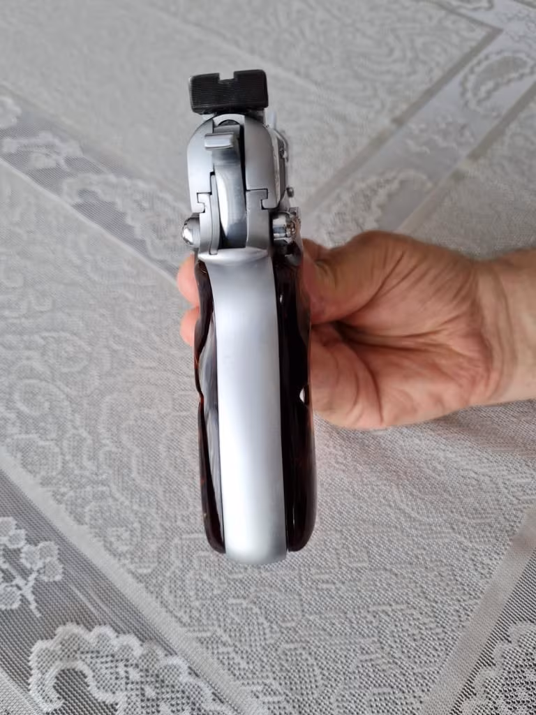 BELÇİKA BROWNİNG  H.P Silwer Chrome 14'lü Tabanca (YARGI MENSUBUNDAN)