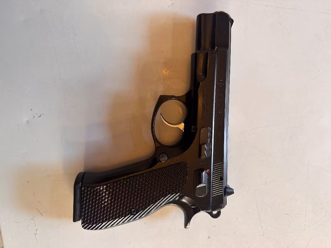 KUSURSUZ CZ 75B