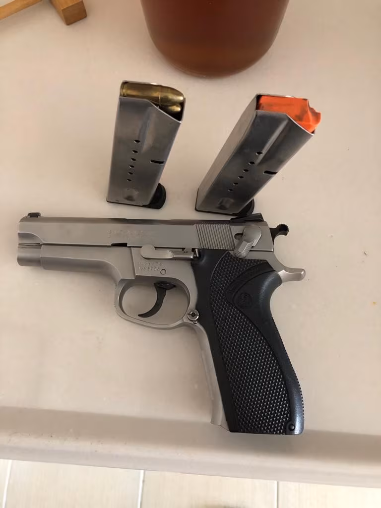 İLK SAHİBİNDEN SMİTH WESSON