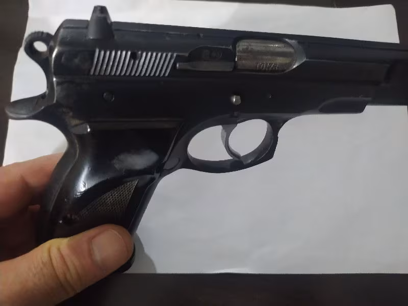 Satılık 94 model CZ 75 marka tabanca