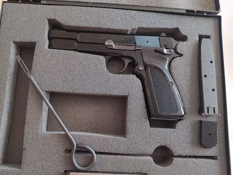 Browning MK 3  15+1 tabanca