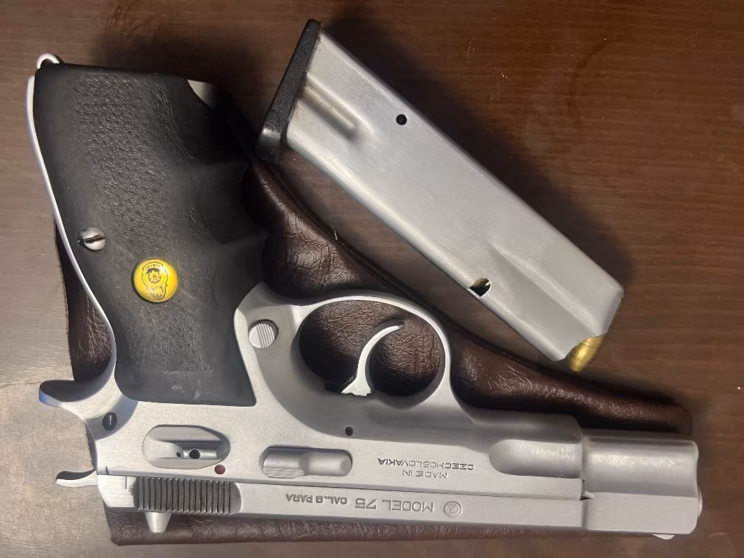 CZ-75B EMEKLİ KAMU GÖREVLİSİNDEN