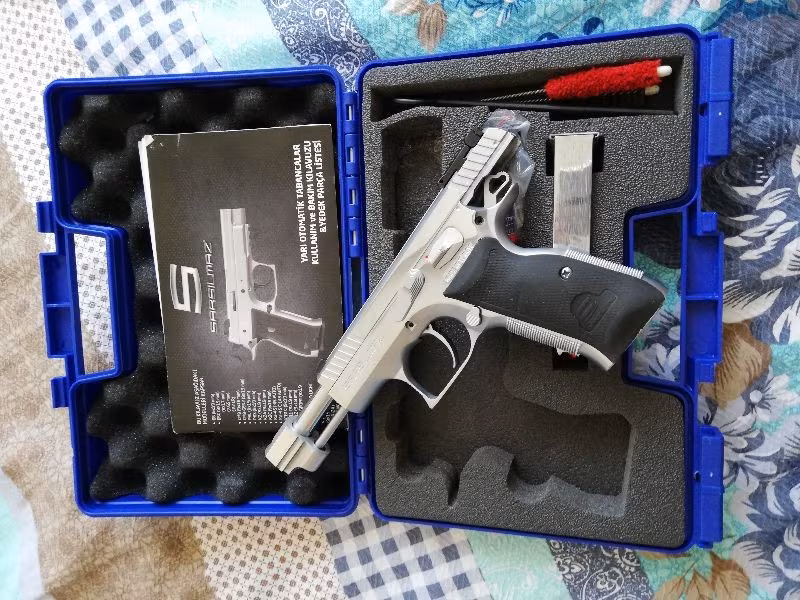 Askeri personelden K12