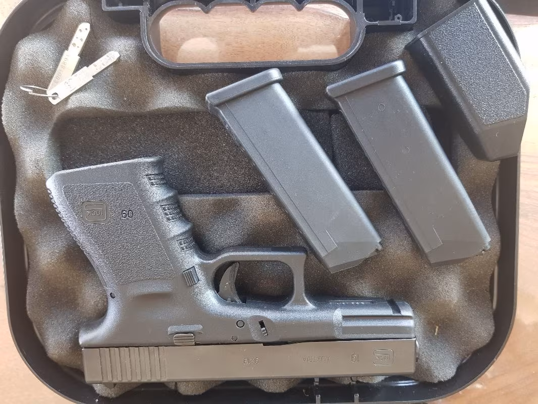 Sıfır ayarında orjinal austria glock 19
