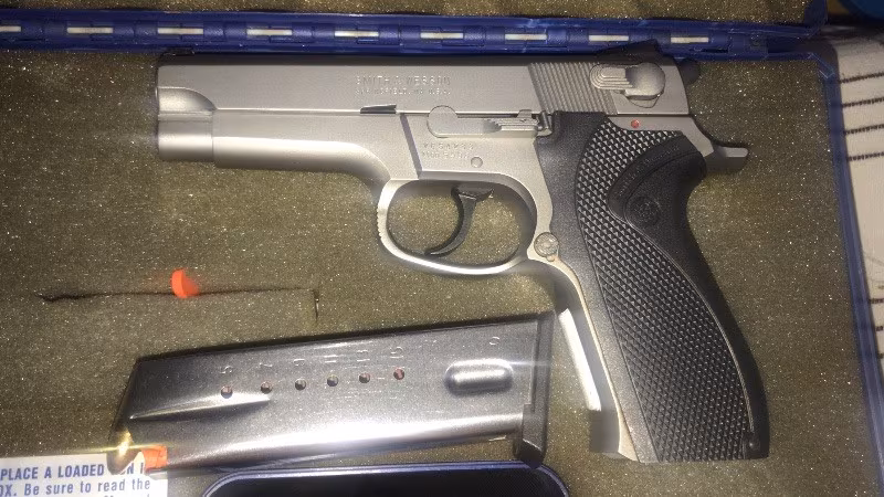 Çok az kullanılmış iyi bir Silah