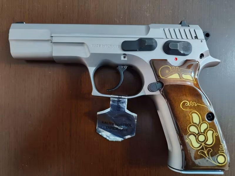 EMEKLİ POLİSTEN SIFIR SARSILMAZ KILIÇ 2000 MEGA 17+1 (9x19 mm)