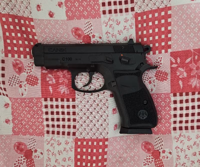 Memurdan Canik C 100